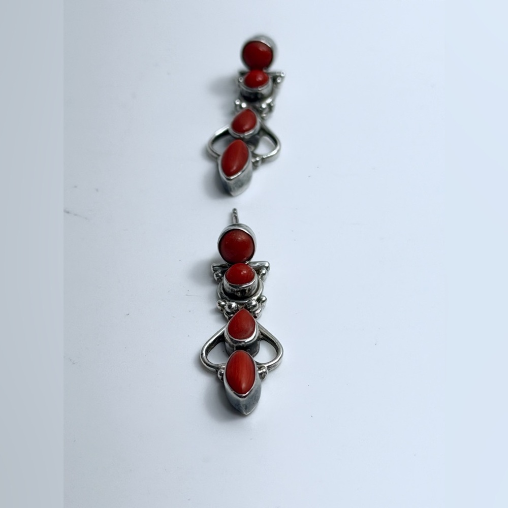 Silpada Rare HTF Sterling Silver & Mediterranean Coral Articulated Post Earrings - Picture 8 of 12